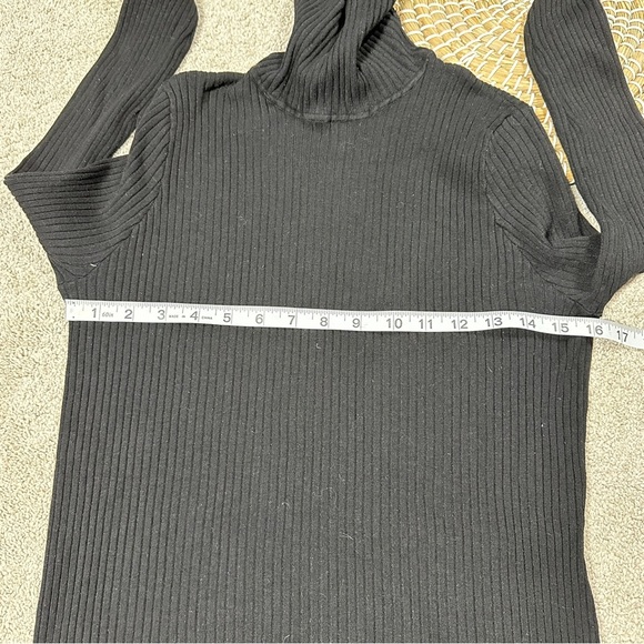 Louis Vuitton Uniform Women’s Turtleneck Sweater Longsleeve Classic in Black L - Picture 11 of 13